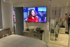 luxury-bedroom-tv-on-the-wall